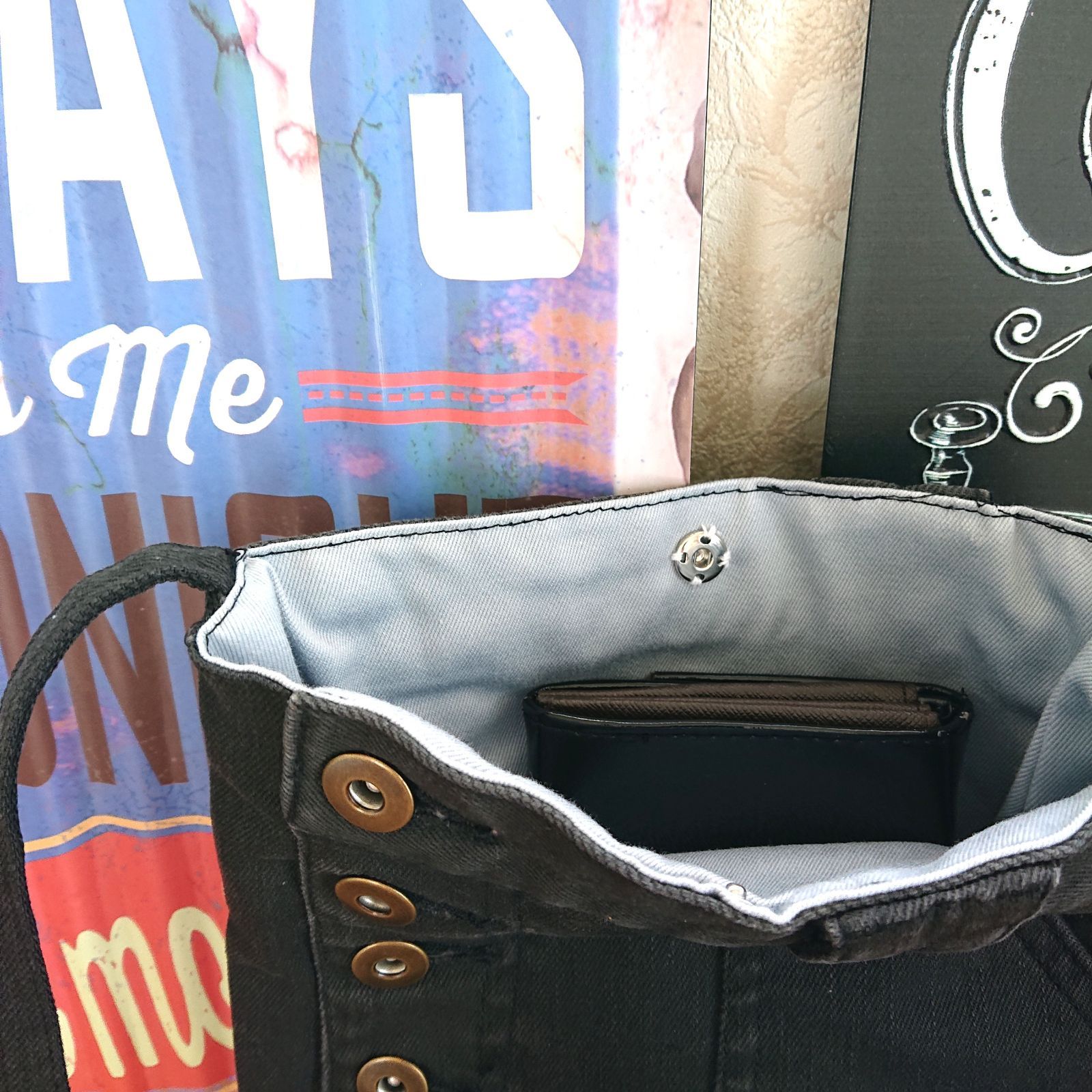 アラシ です★デニムリメイク　ショルダー　サコッシュ　ダメージ 120☆USEDダメージデニムリメイク サコッシュ ショルダーバッグ