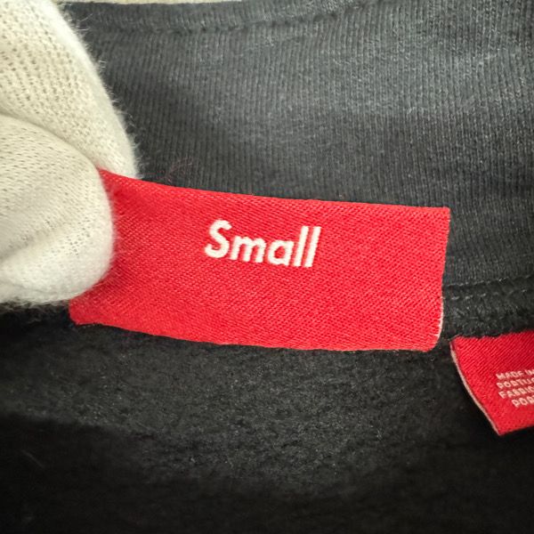 Supreme/シュプリーム【25SS】Small Box Half Zip Pullover Supreme/シュプリーム【25SS】Small Box Half Zip Pullover