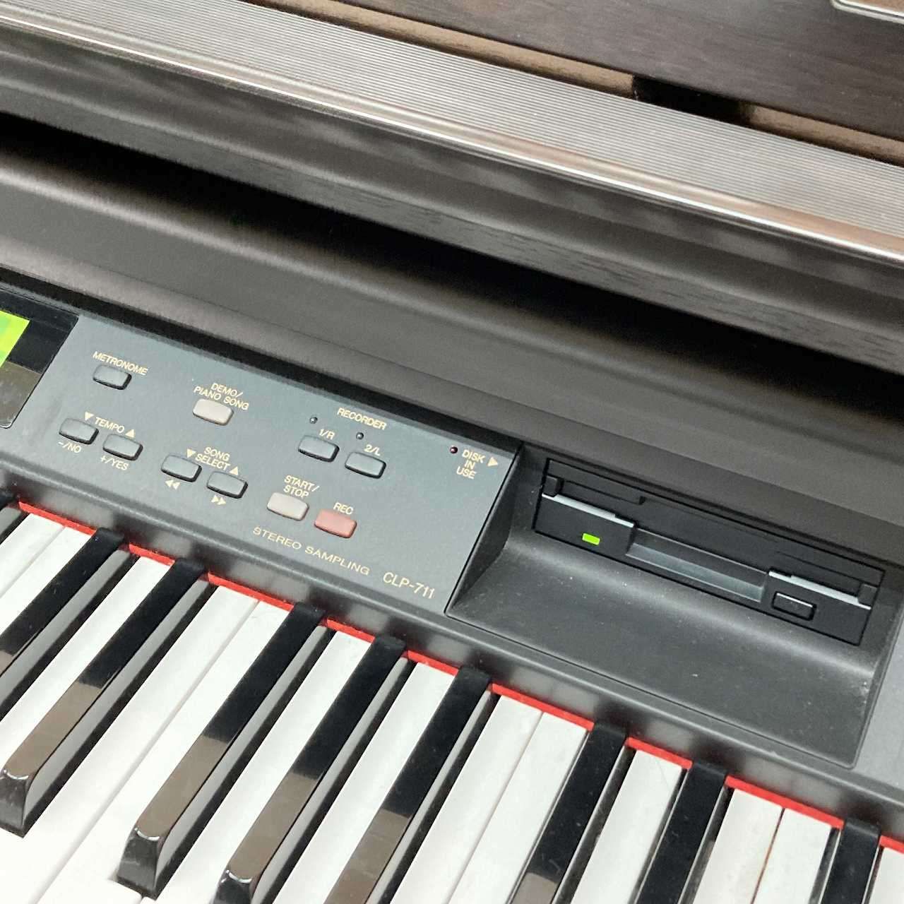 Clavinova CLP-825 Digital Piano - Yamaha USA