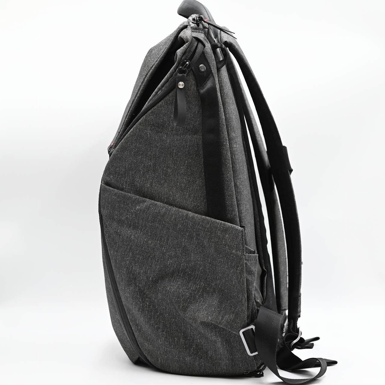 エブリデイバックパック30L チャコール