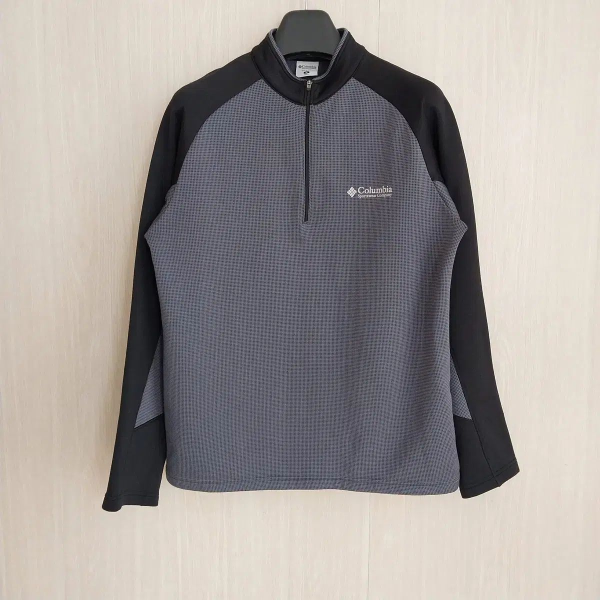 【雷市場（ポンジャン）商品韓国直送】 コロンビア 正規品 ハーフジップ 長袖 Tシャツ 95 サイズ C12490