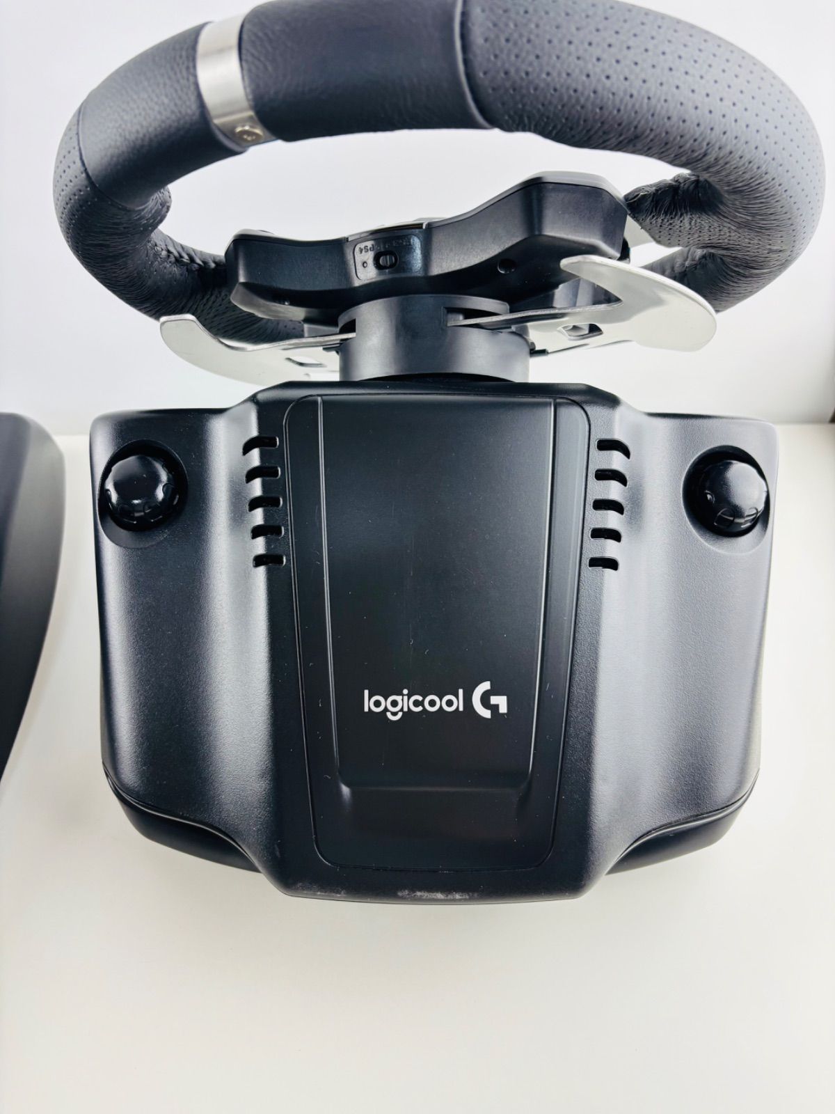 レーシングホイール PS4