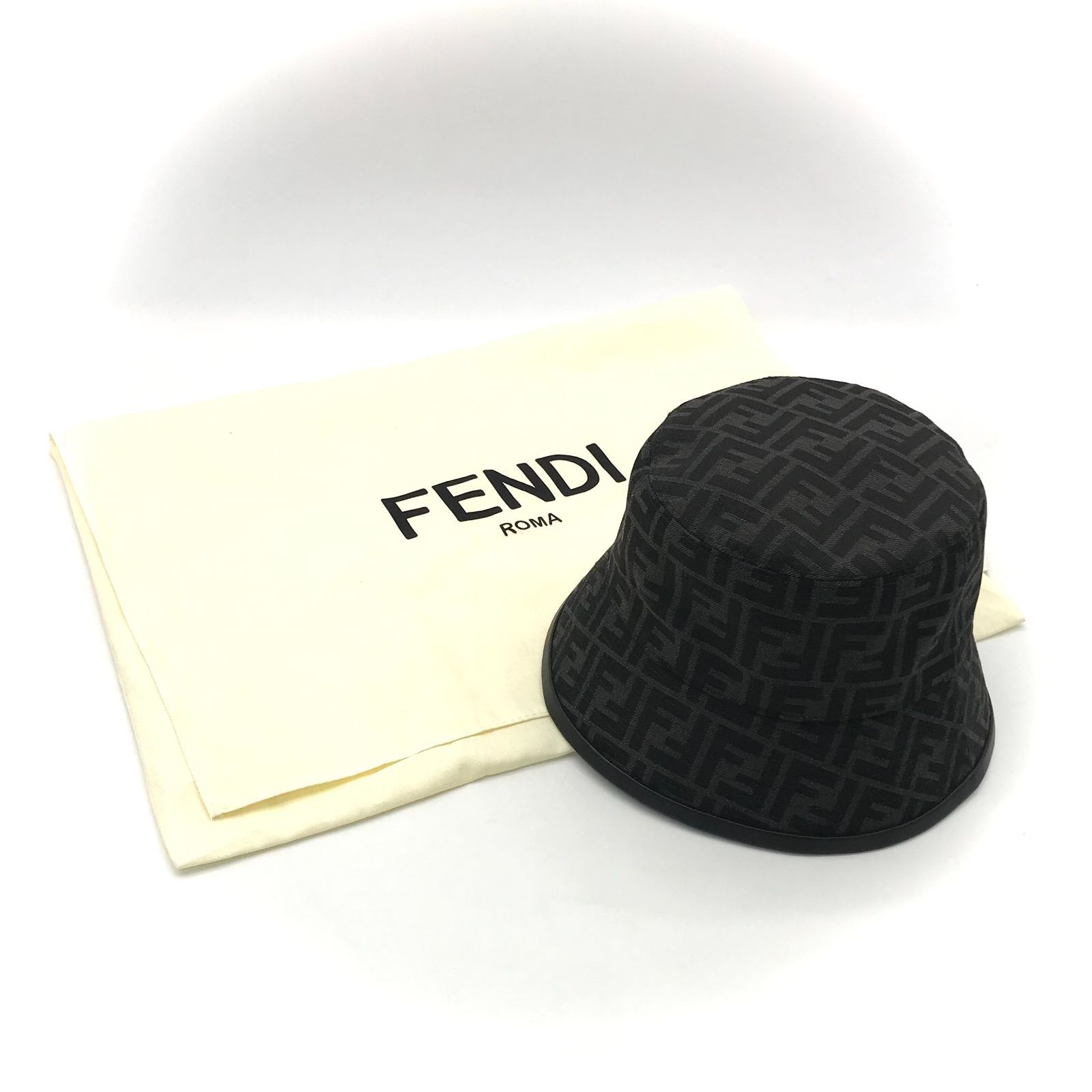 ▽【美品】FENDI/フェンディ ズッカ柄 FFモチーフ バケットハット 帽子 ブラック レディース 保存袋あり S49571057622 - メルカリ