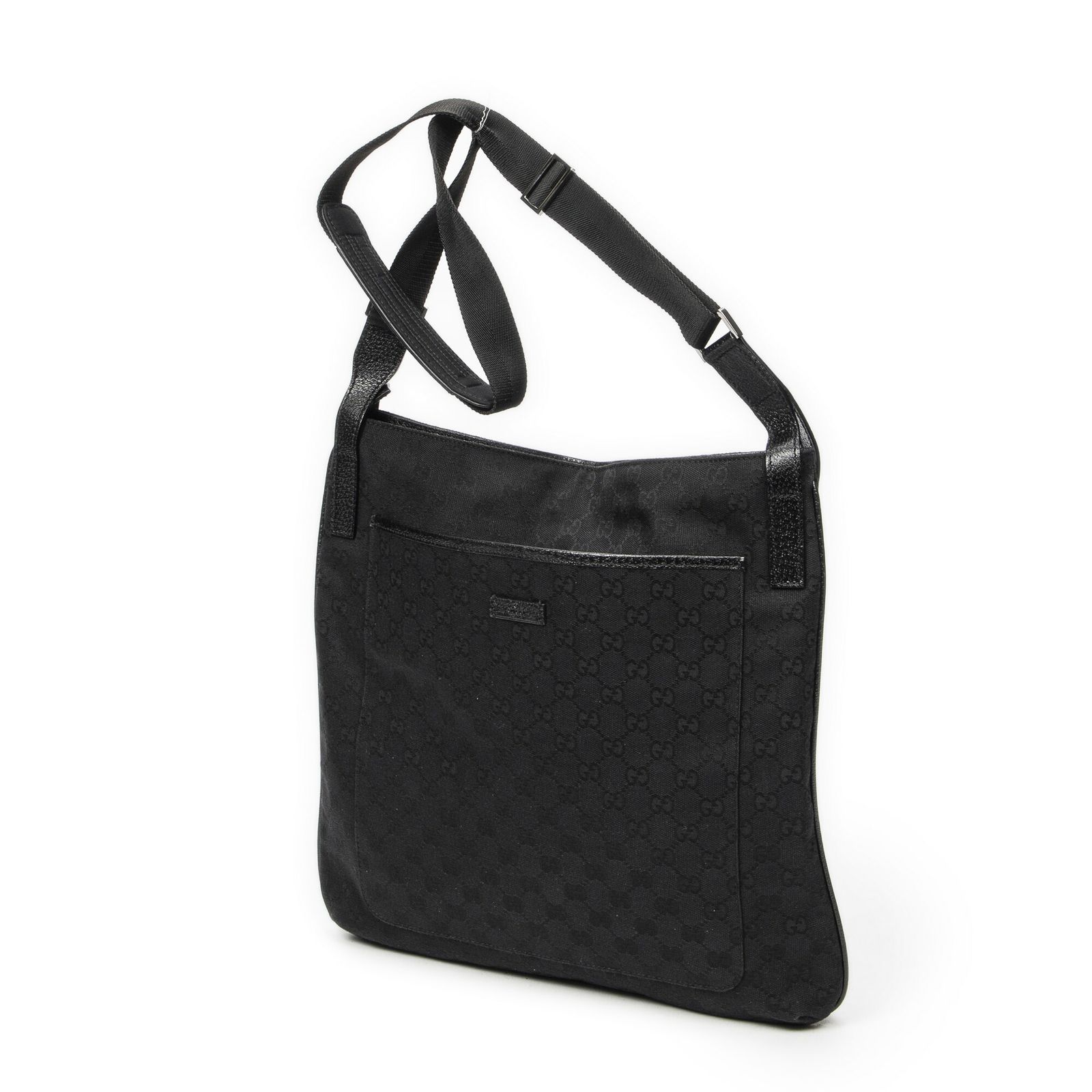 GUCCI グッチラージフラットメッセンジャー黒GGキャンバスA