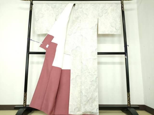 平和屋着物●本場大島紬　白大島　源氏車花文　正絹　逸品　DAAQ3513ps 平和屋着物○本場大島紬 白大島 源氏車花文 正絹 逸品 DAAQ3513ps