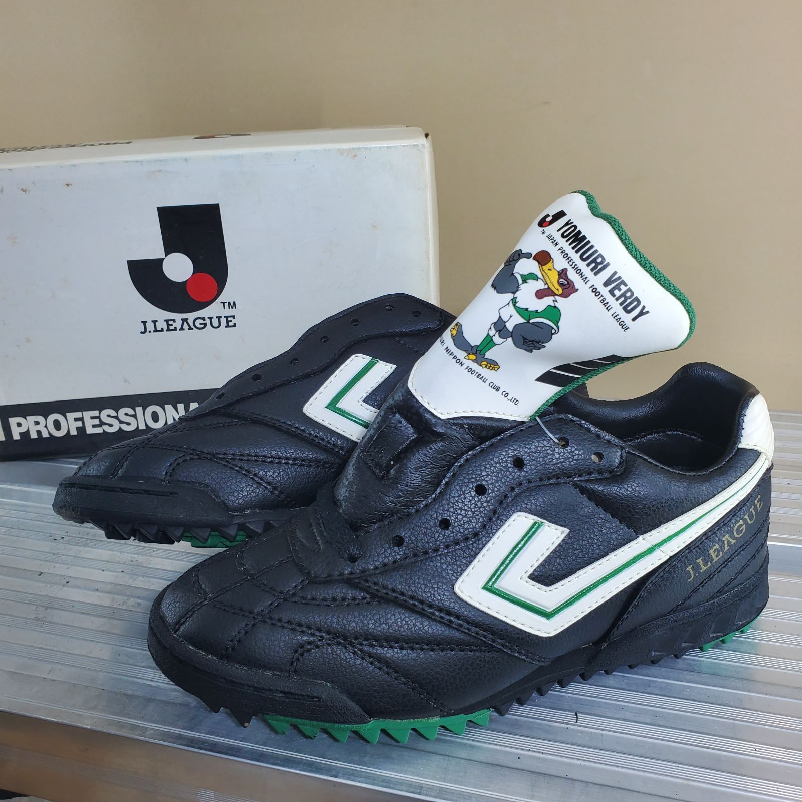 Jリーグ開幕 1993年 staffアウター【新品】 1993創設記念コラボ！】【Jリーグ正規ライセンス品