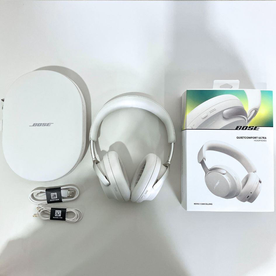 【美品】BOSE QuietComfort Ultra Headphones ヘッドフォンノイズキャンセリング ホワイト