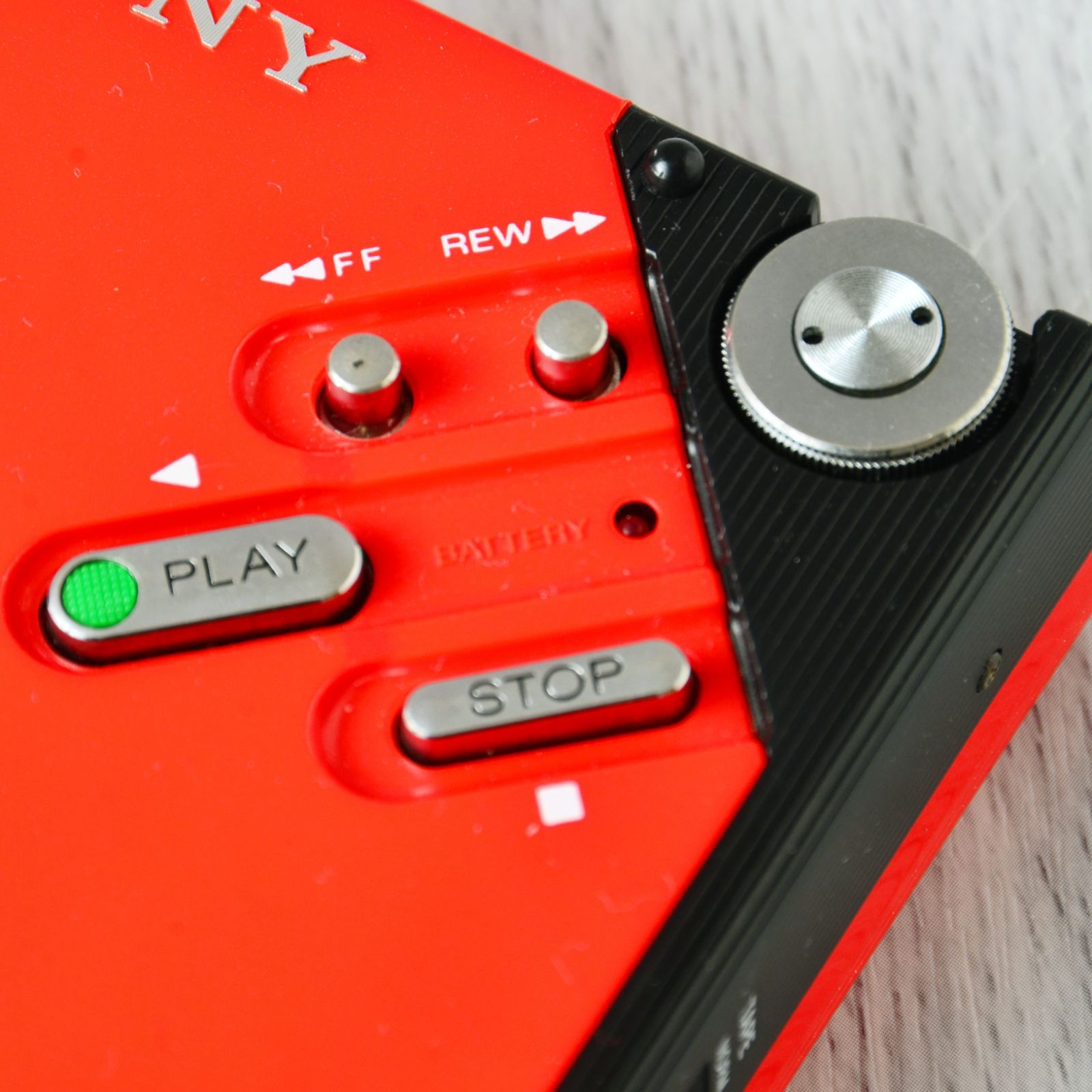 SONY - ソニー  SONY ウォークマンII WM-2 レッド SONY WALKMAN WM-2 Portable Cassette Player Red Tested from
