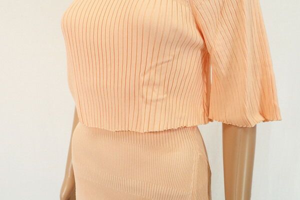 極美品♡ELISABETTA FRANCHI 　ニットワンピース　ベージュ 極美品♡ELISABETTA FRANCHI ニットワンピース ベージュ