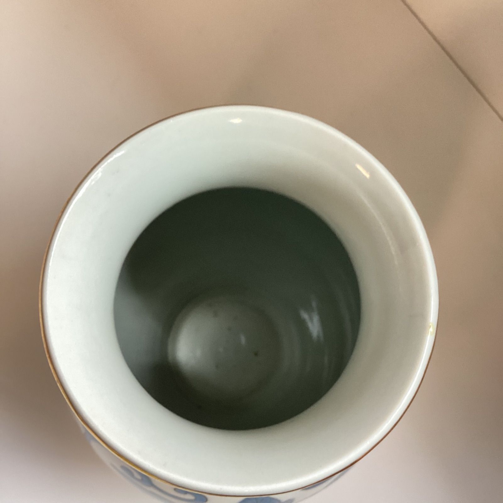 九谷焼き　壺　絵　リボン柄 九谷焼き 壺 絵 リボン柄