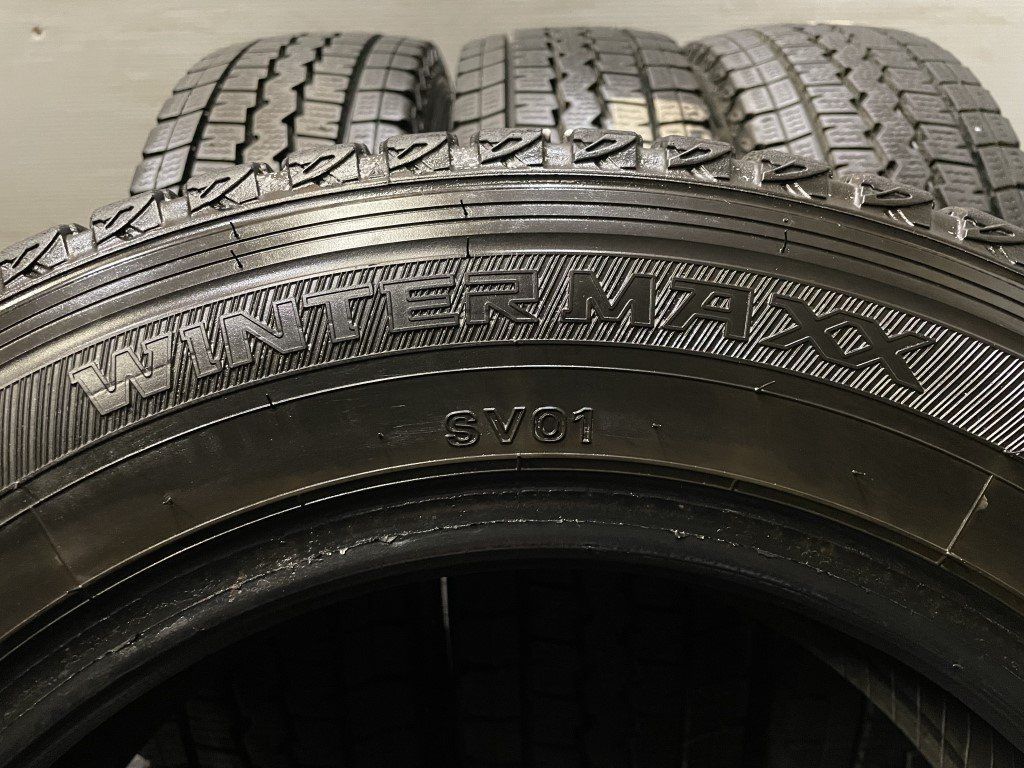 DUNLOP WINTER MAXX SV01 155/80R14 88/86N LT 14インチ スタッドレス