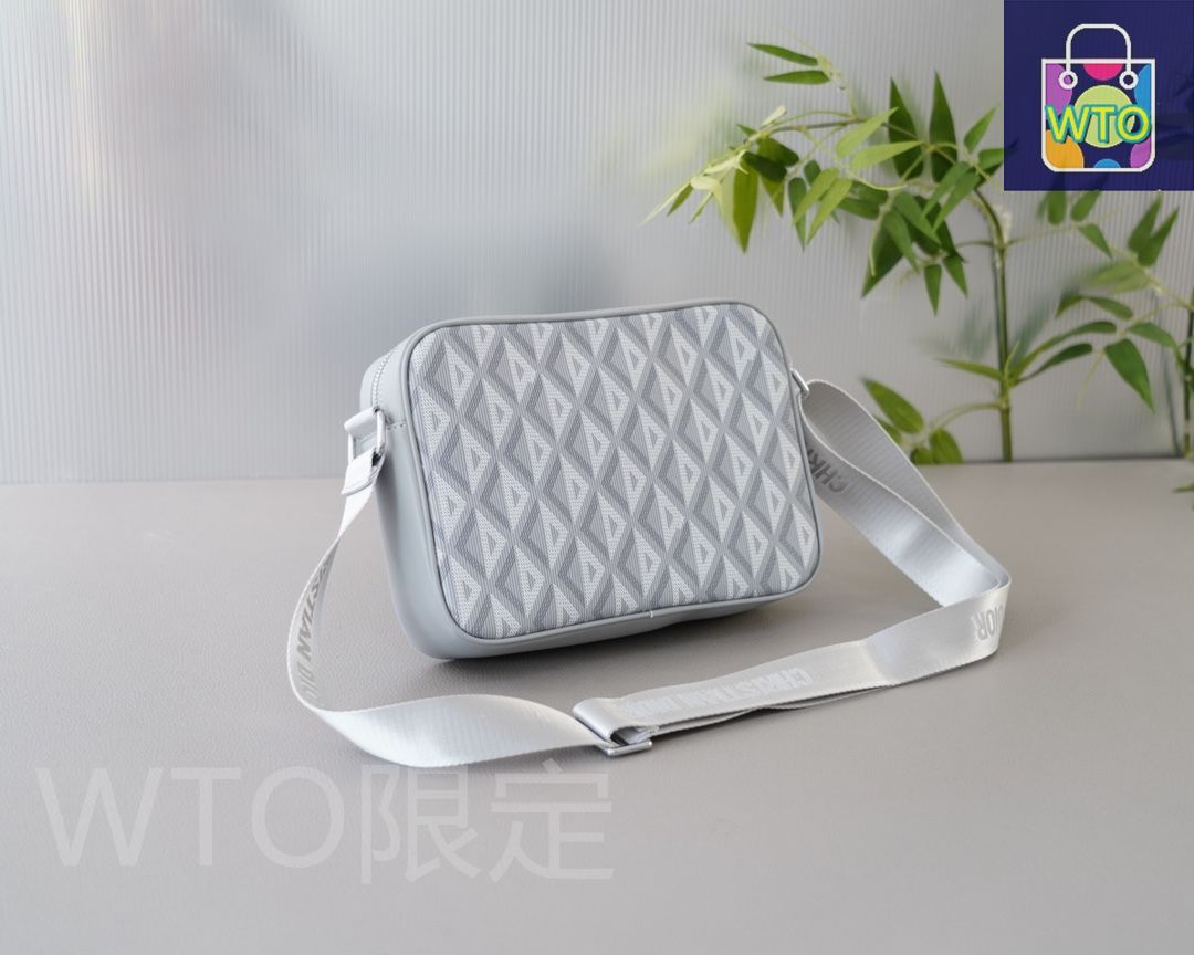 ディオールバッグ ショルダーバッグ