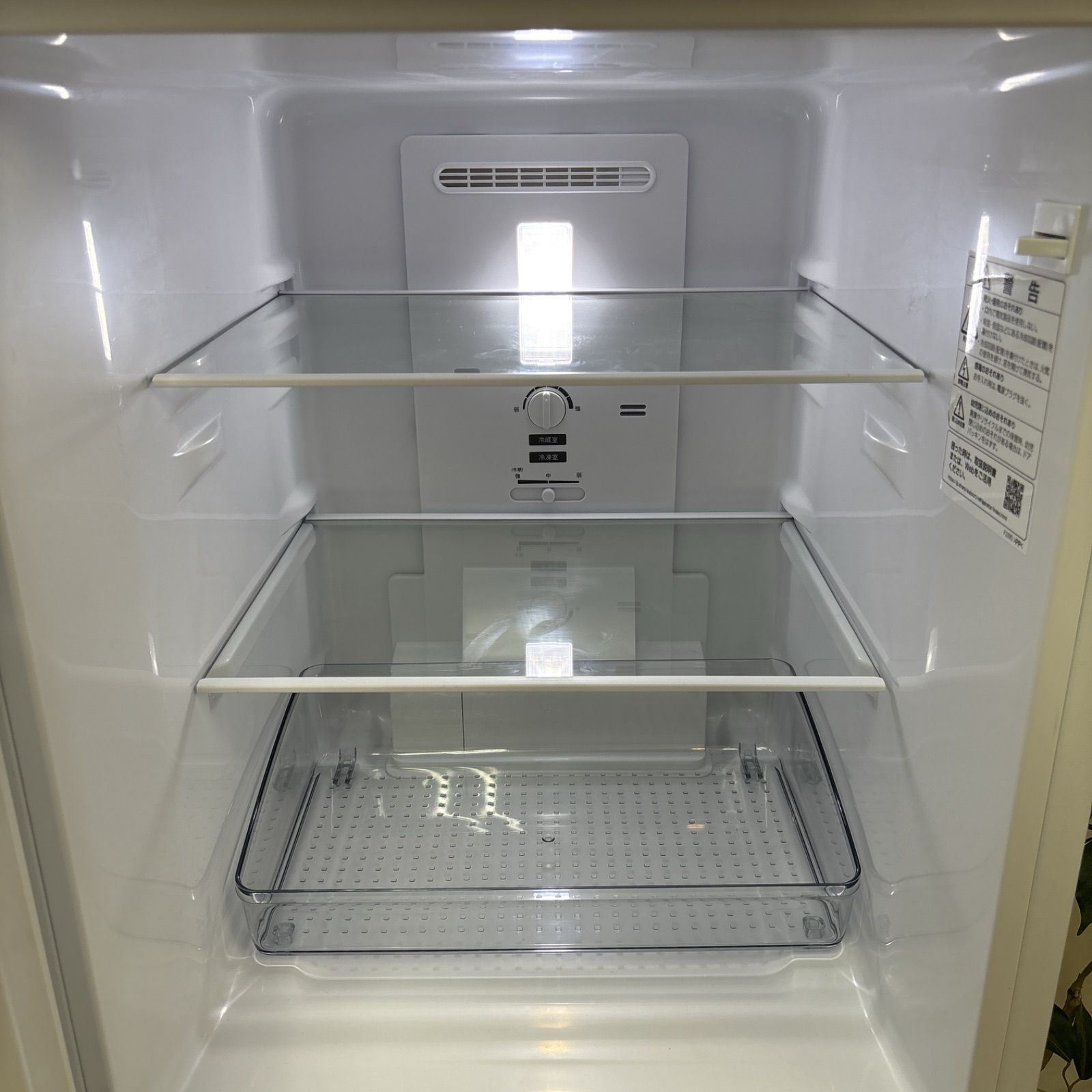 I672 🌈 2024年製の高年式♪ SHARP 冷蔵庫 (152L) ⭐ 動作確認済