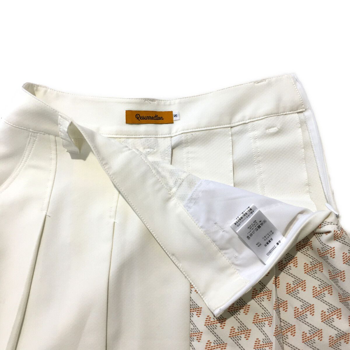 【新品】レザレクション　スカート　白　Sサイズ 中古 レディース レザレクション Resurrection スカート S 白