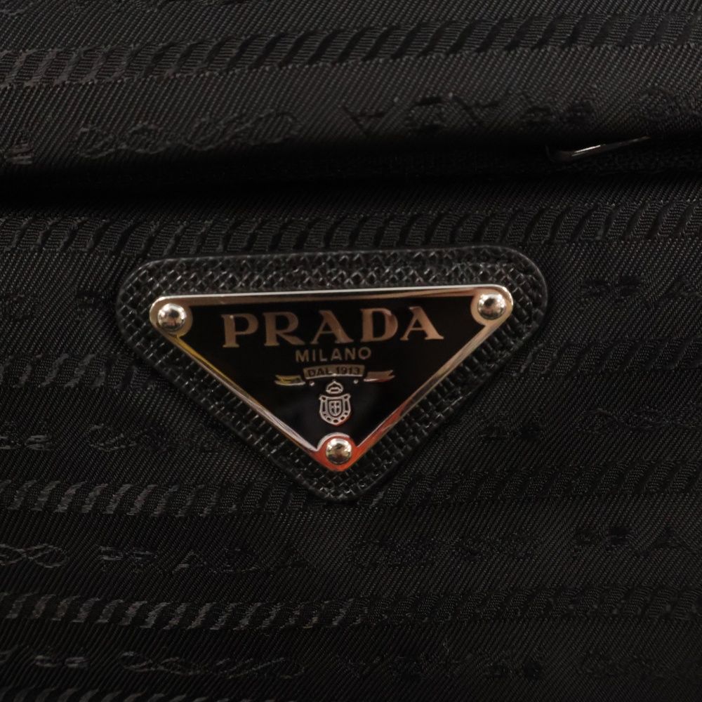 PRADA プラダ