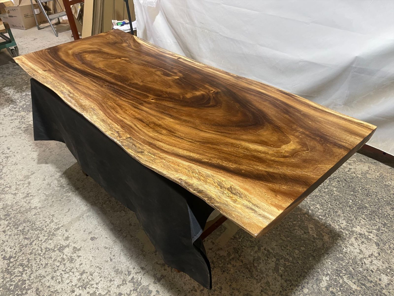 最終価格 モンキーポッド 一枚板 ダイニングテーブル ウォールナット