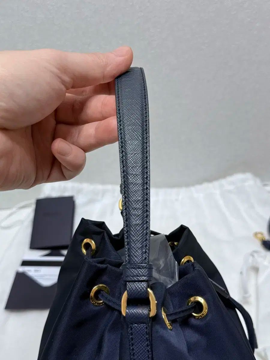 バケットバッグ
