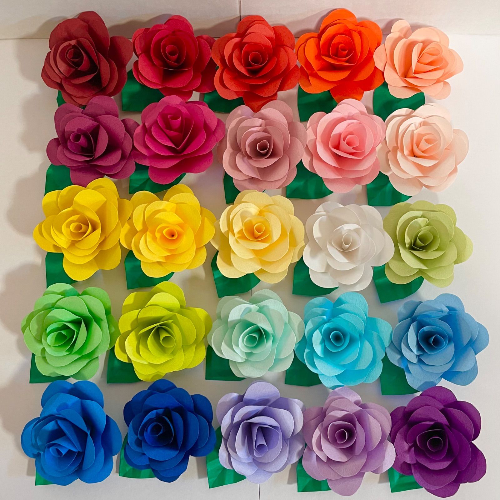 折り紙 バラの花と葉 薔薇 紫 潰す