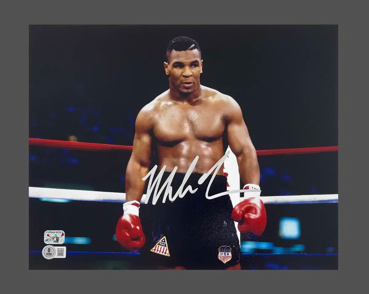 マイク・タイソン、直筆サイン入り ボクシンググローブ レッド MIKE