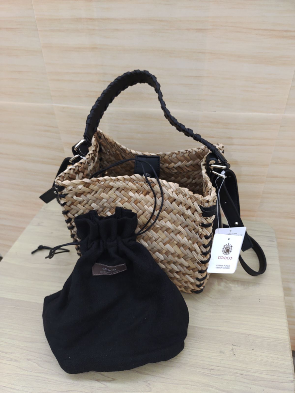 COOCO[クーコ]　フェザーレイクカガリ水草2WAYカゴバッグ[ブラック]