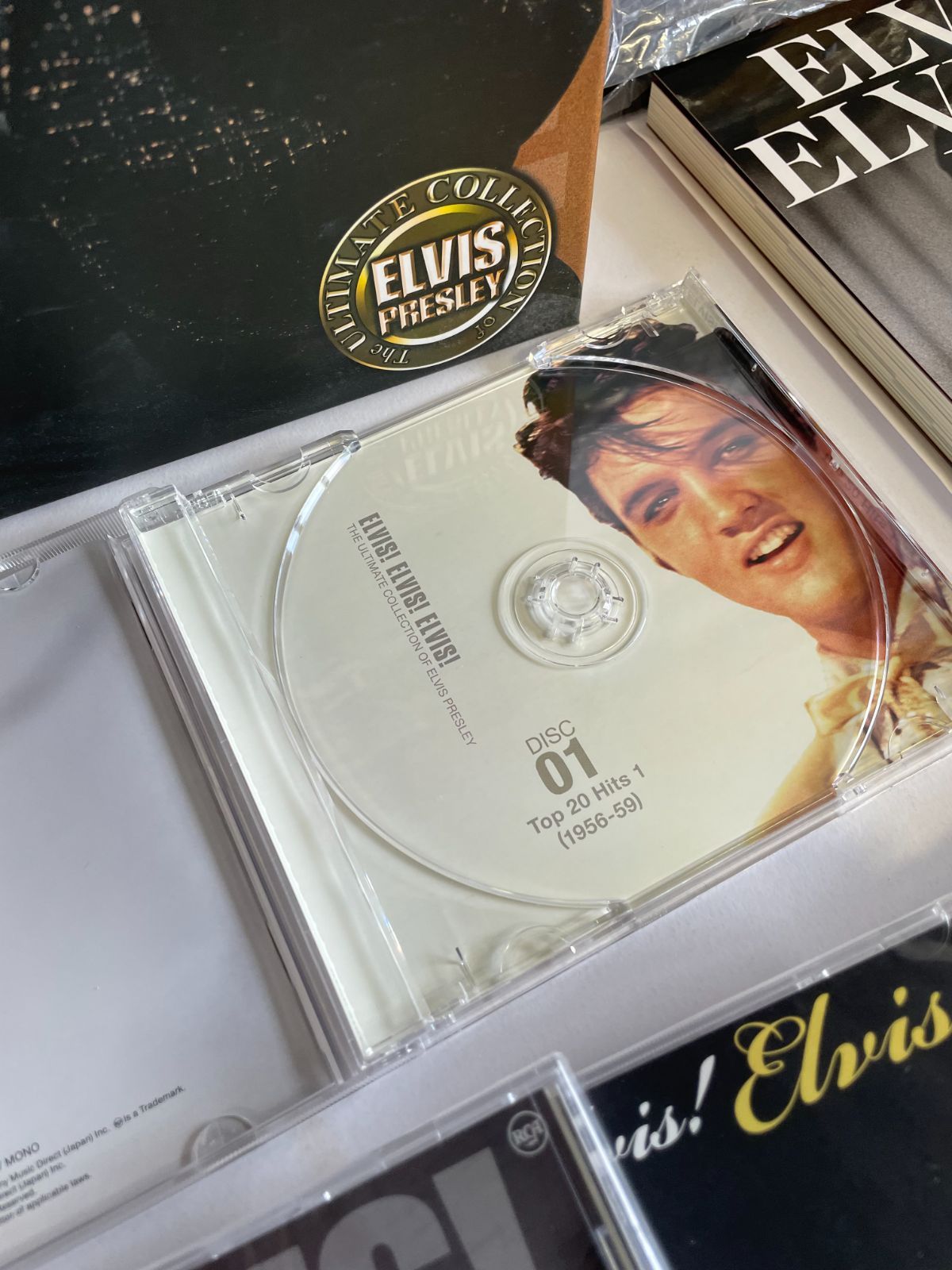 1枚欠け エルヴィス・プレスリー 全集 CD9枚未開封 箱冊子ガイド付き