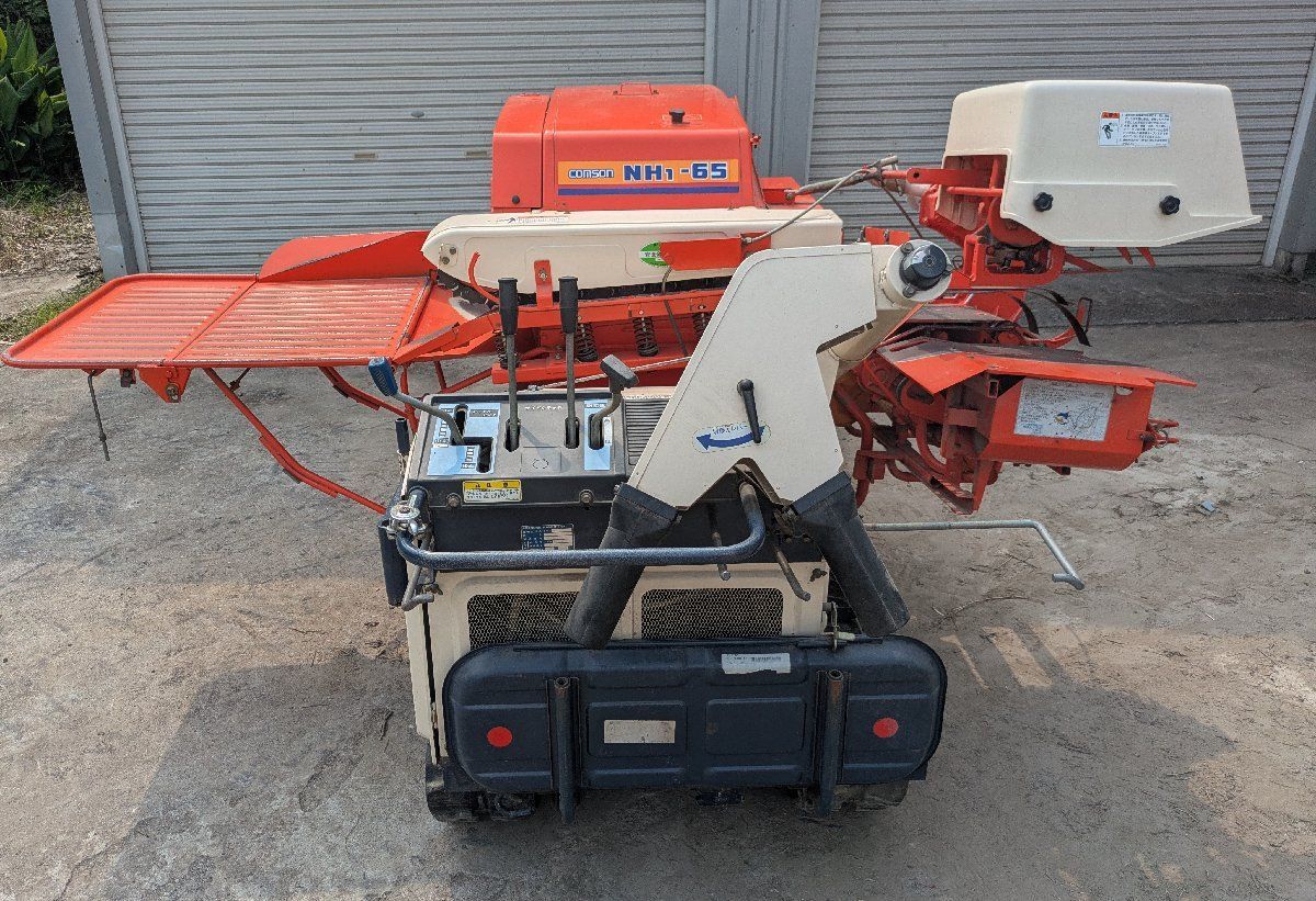 鹿児島発クボタディーゼルエンジンハーベスタHS651