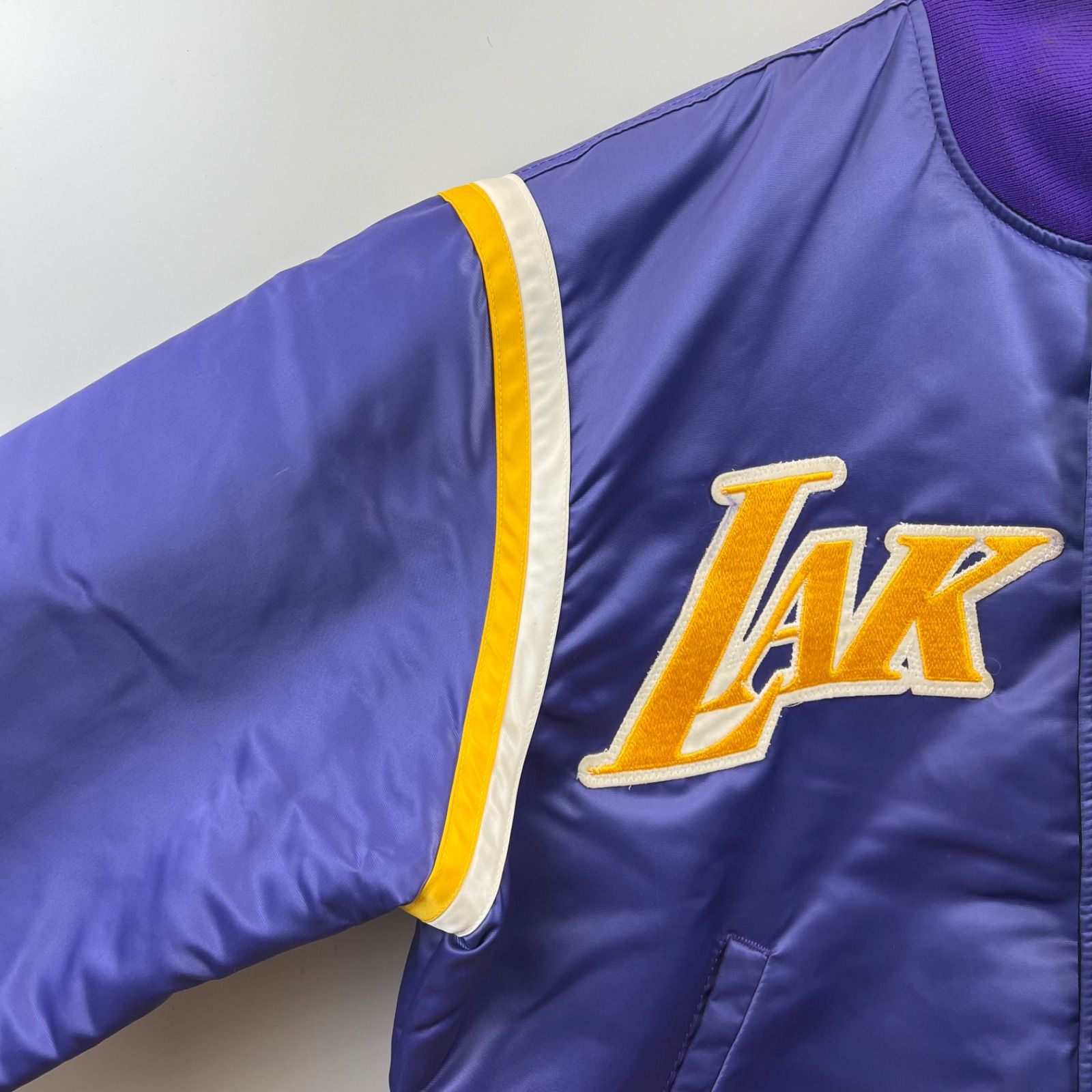 USA製 スタジャン 90s LAKERS レイカーズ L ヴィンテージ STARTER 90s vintage NBA Lakers reversible stadium jacket L