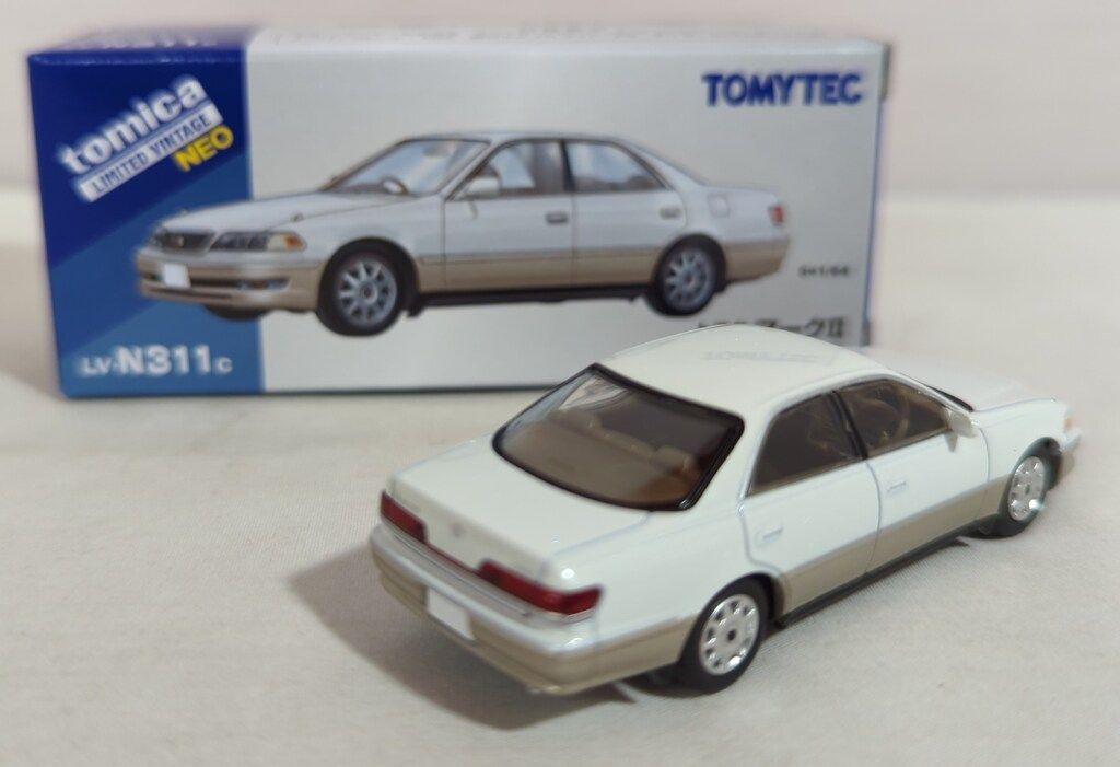 トミーテック TOMICA LIMITED VINTAGE NEO トヨタ マークII 2.5