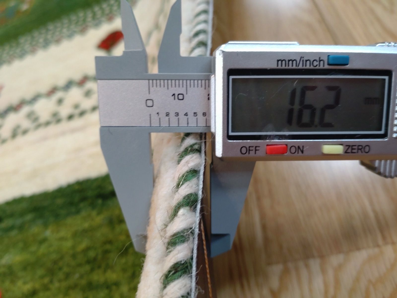 パルヴィーズカシュクリリビング194×152アイボリーグリーン絵画