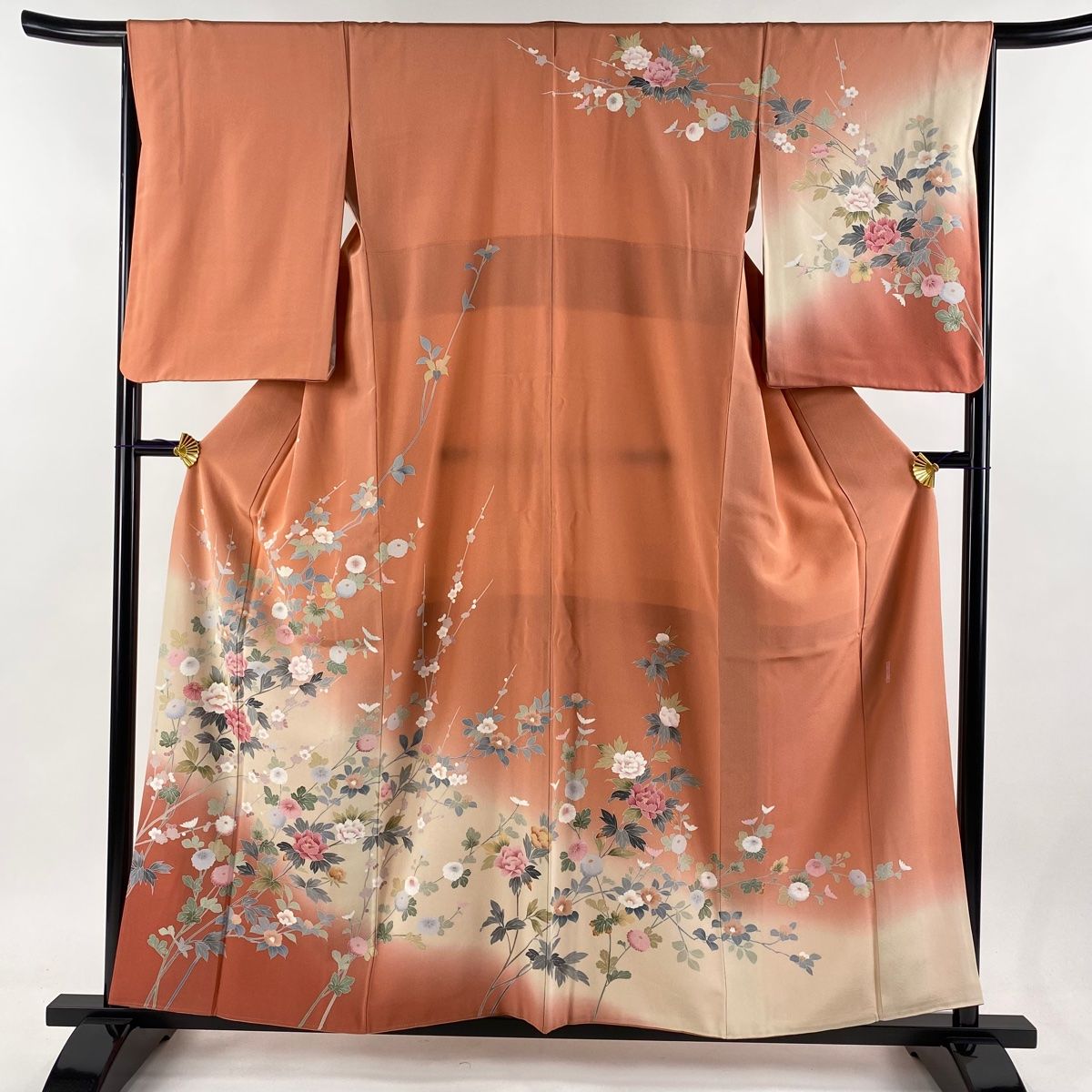 訪問着 身丈157cm 裄丈65cm M 袷 ますいわ屋 落款 牡丹 菊 ぼかし サーモンピンク 正絹 名品