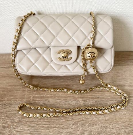 最終値下げ✴︎新品✴︎CHANEL✴︎フラップバッグオフホワイト - メルカリ