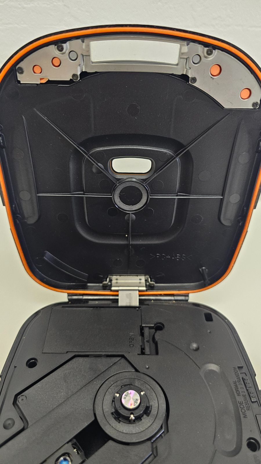 PanasonicポータブルCDプレイヤー SL-S570