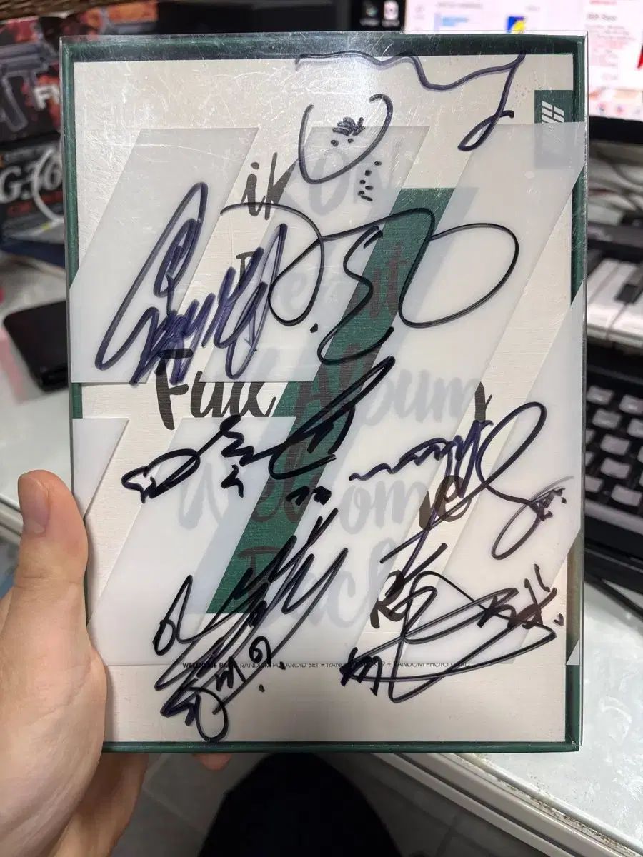 【雷市場（ポンジャン）商品韓国直送】 iKON(アイコン) サイン入り WELCOME ベック サイン cd 出品
