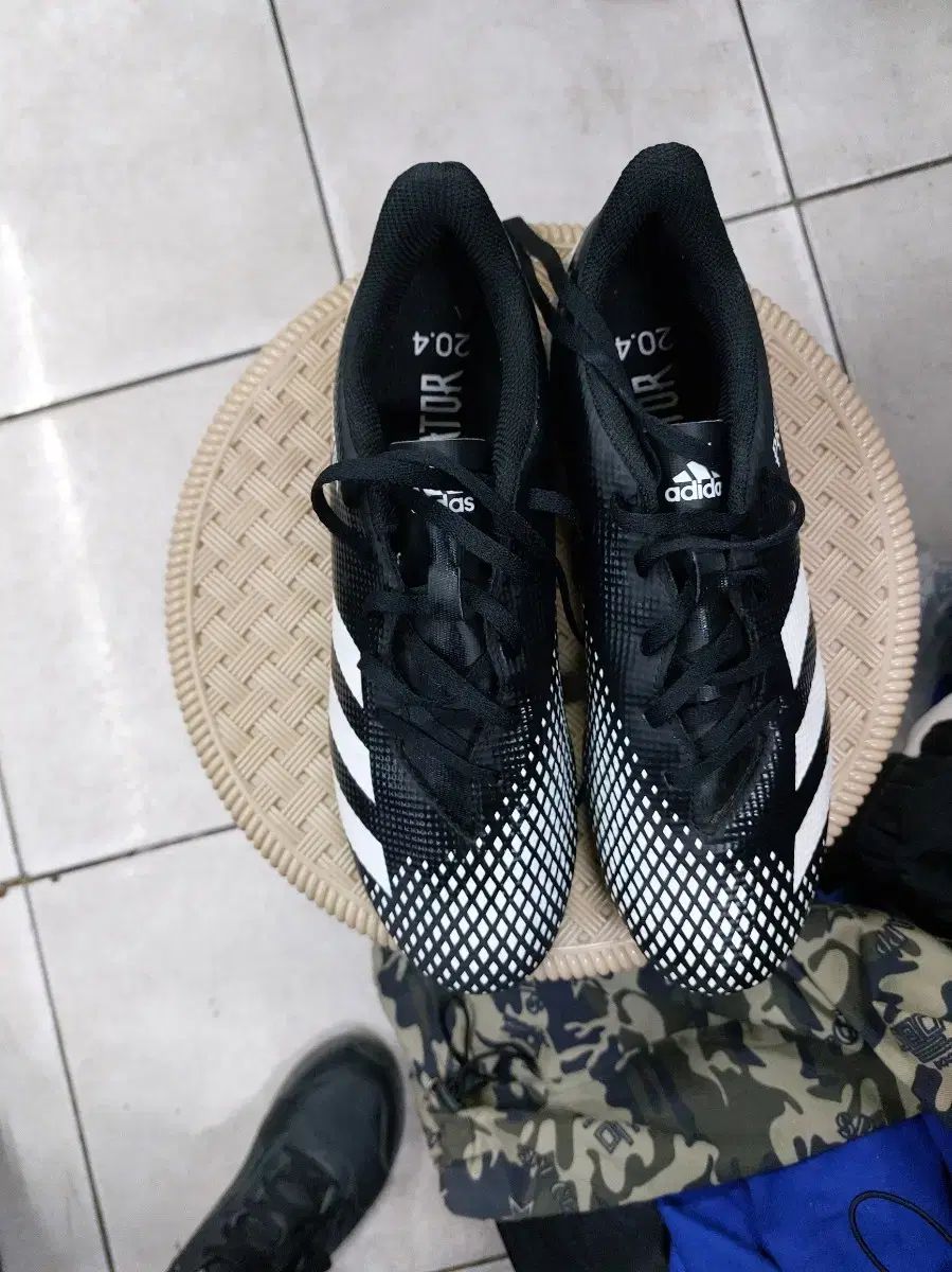260 adidas(アディダス) プレデター サッカーシューズ