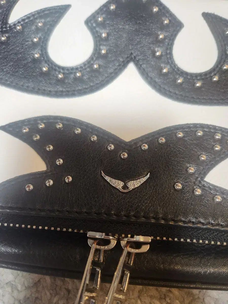 ジャルディック-ヴォルテール ブラック|ホワイト