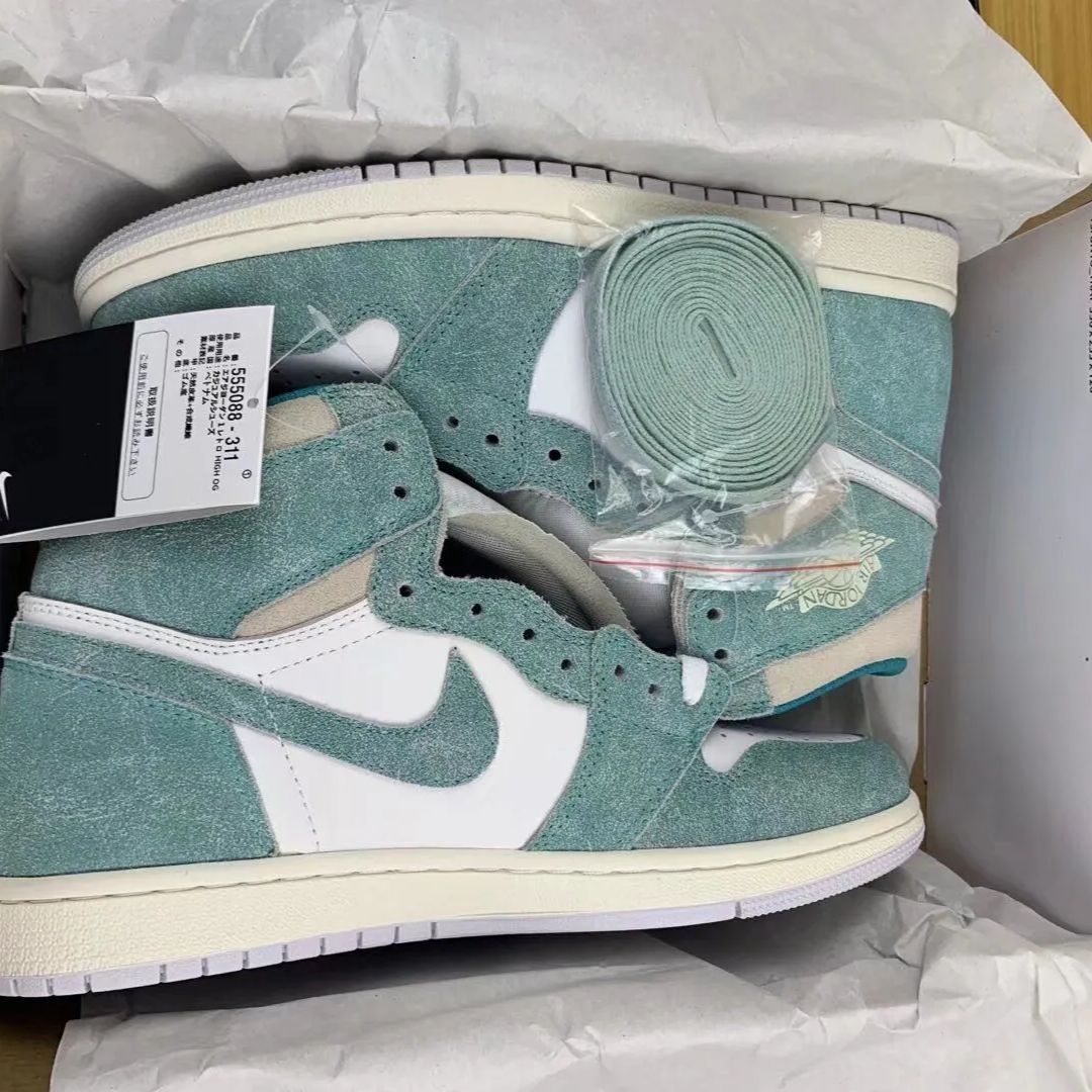 メルカリShops  1 / 6 NIKE Air Jordan 1 high OG Hyper  Jordan Air Jordan 1 high og 