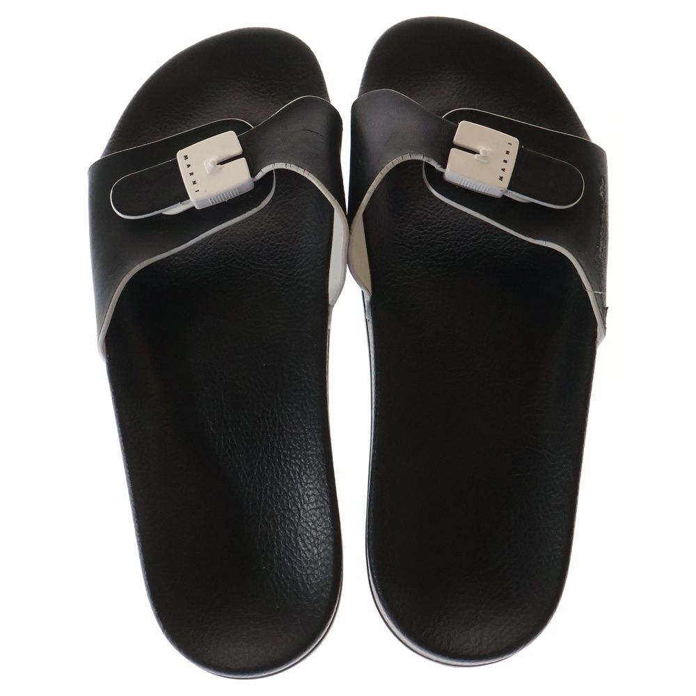 レザーサンダル