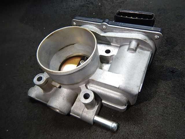 BK5P アクセラ MT車 スロットルボデー[101741]