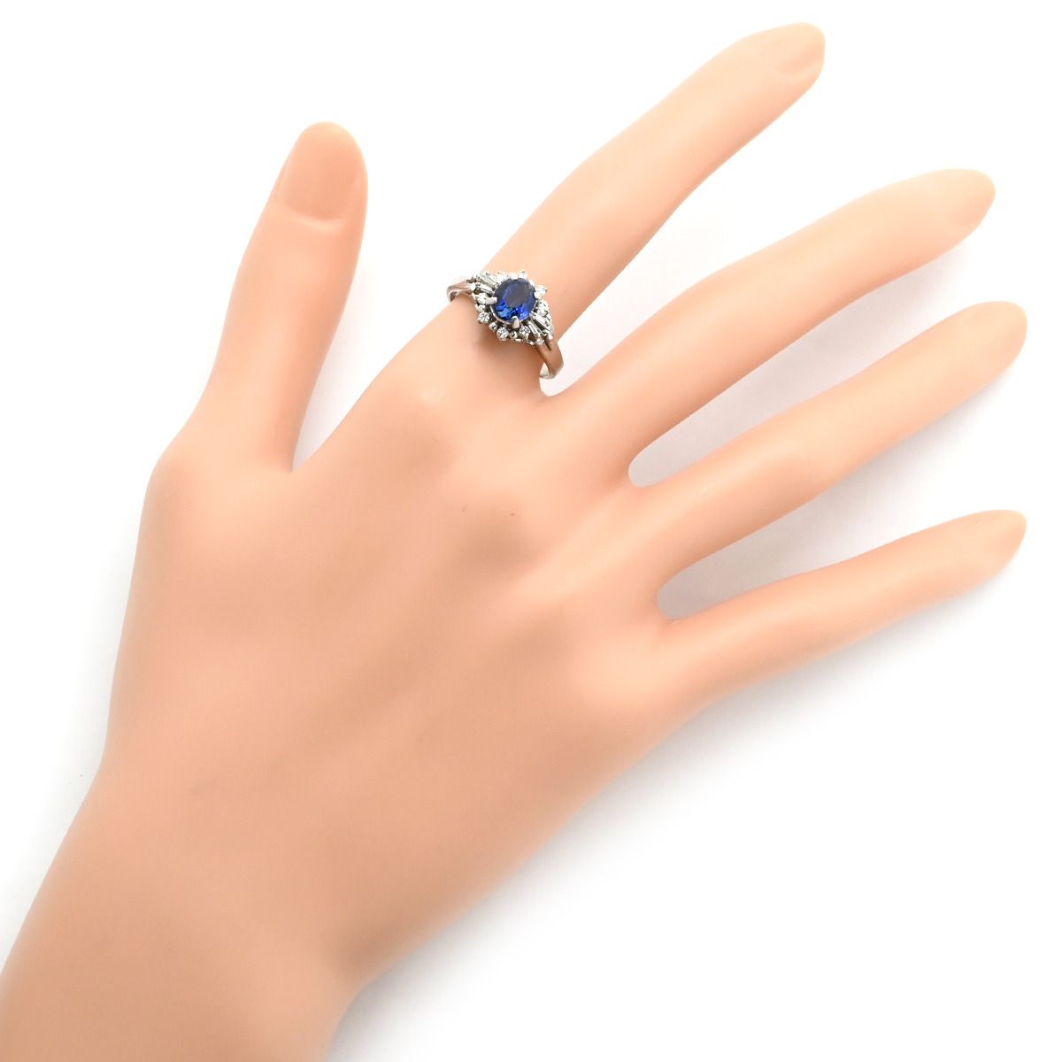 安くて高質の製品を提供! リング 指輪 ブルーサファイア ダイヤリング Pt900 サファイア ダイヤモンド プラチナシルバー 青 16号