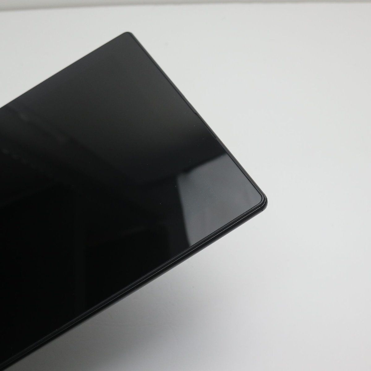 超美品 au SOT31 Xperia Z4 Tablet ブラックau3