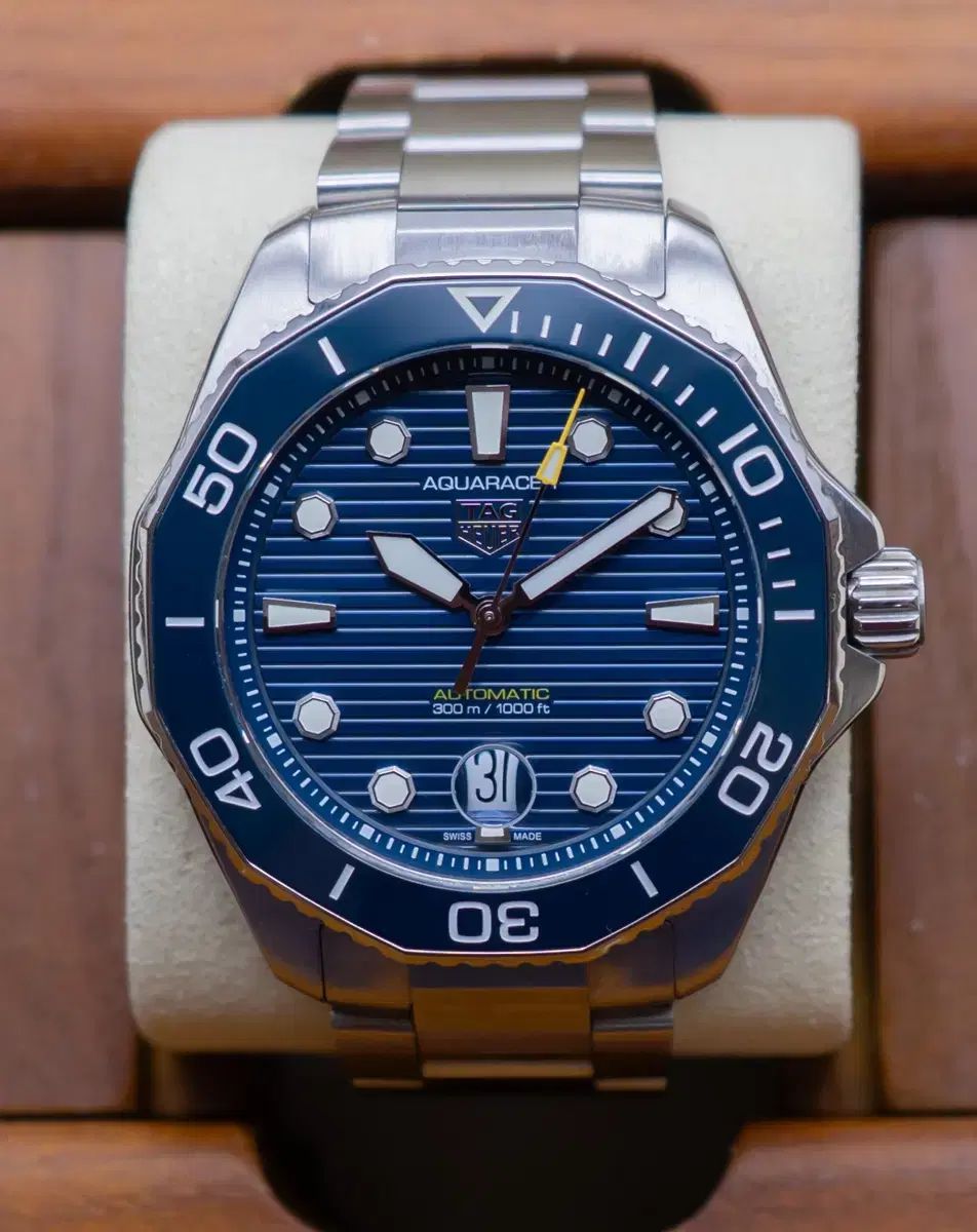 TAG Heuer タグホイヤー アクアレーサー プロフェッショナル 300 オートマティック 青文字盤 時計