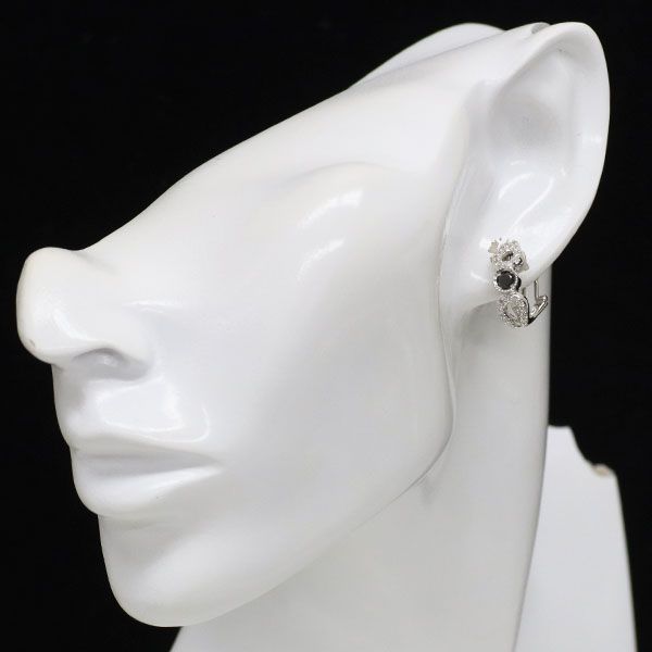 専用JE40★高級 ブラックダイヤモンド0.9ct K18WG ピアス JE40☆高級 ブラックダイヤモンド0.9ct K18WG ピアスの通販 by