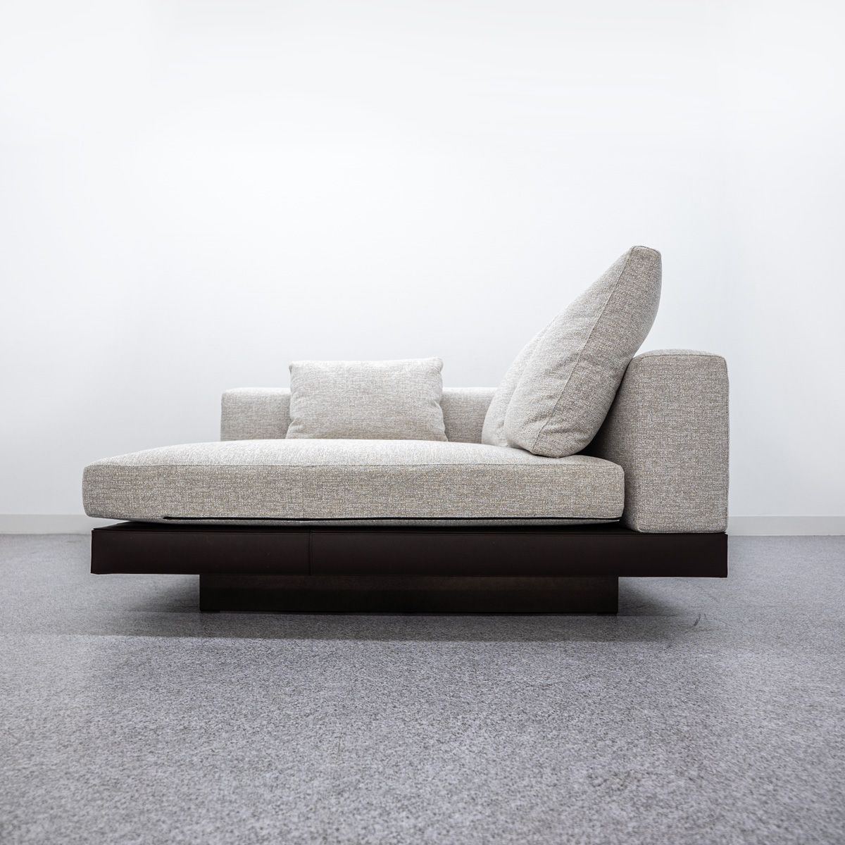 展示品】Minotti ミノッティ CONNERY コネリー ソファ コーナー 展示品】Minotti ミノッティ CONNERY コネリー ソファ コーナー