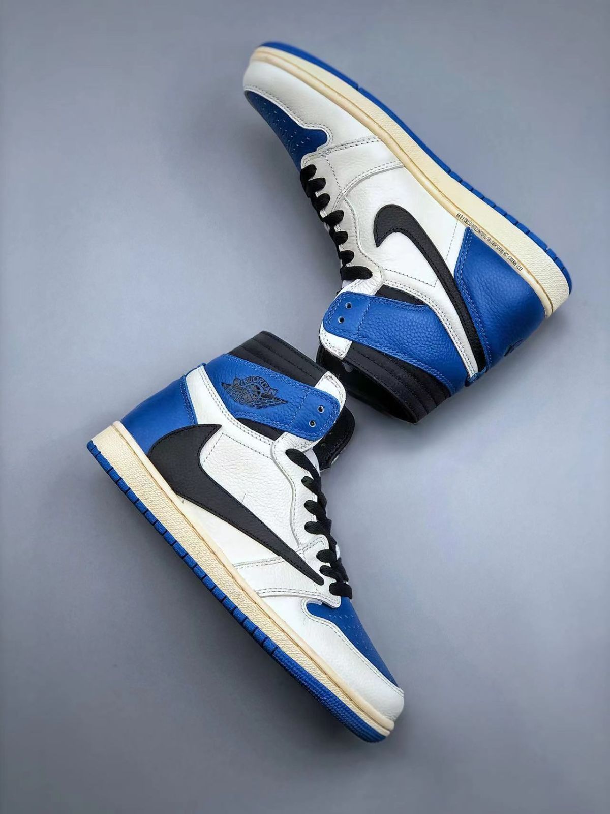 TRAVIS SCOTT × FRAGMENT × NIKE AIR JORDAN 1 HIGH "MILITARY BLUE"