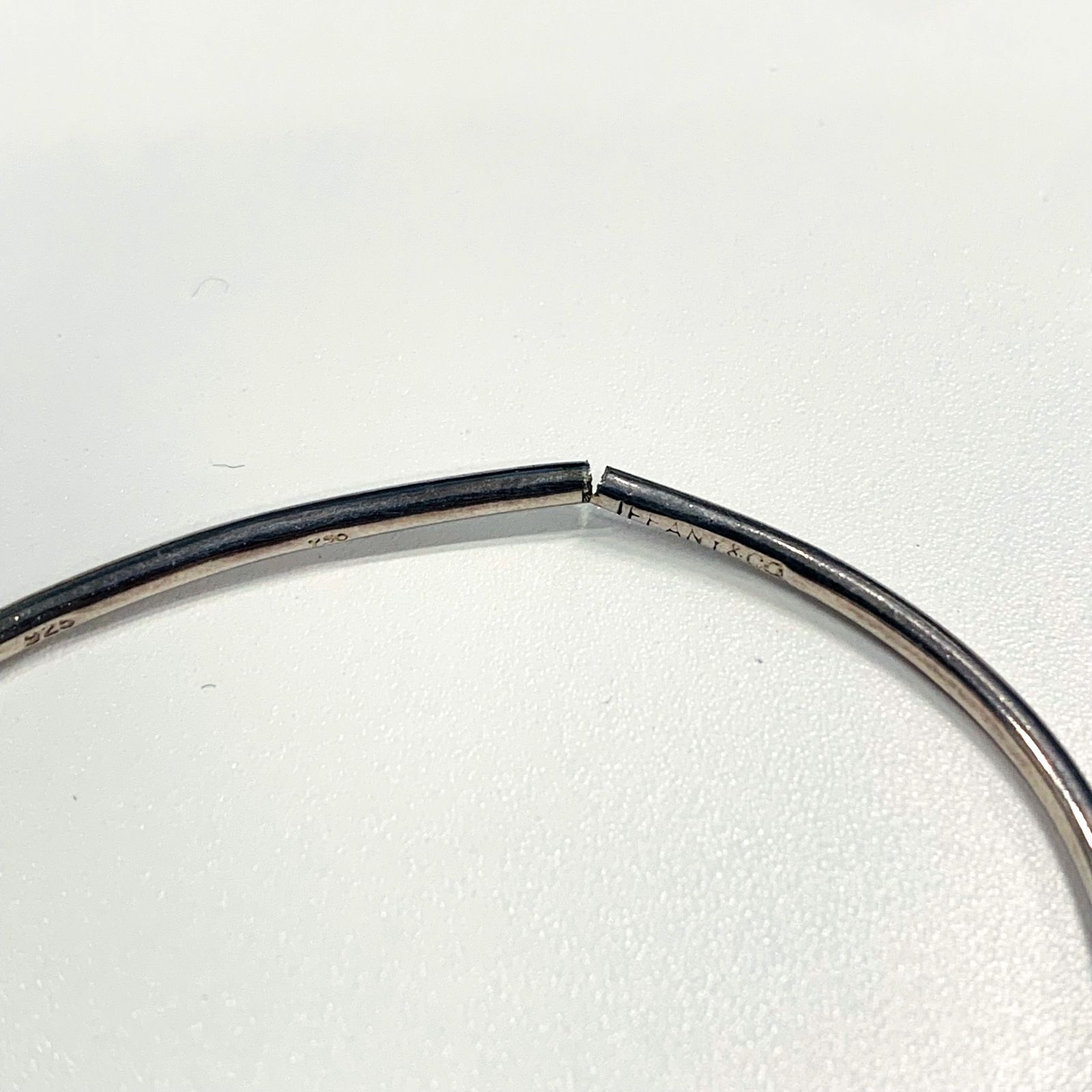 TIFFANY&Co. バングル TIFFANY バングル ：使用に難あり X0465 - メルカリ