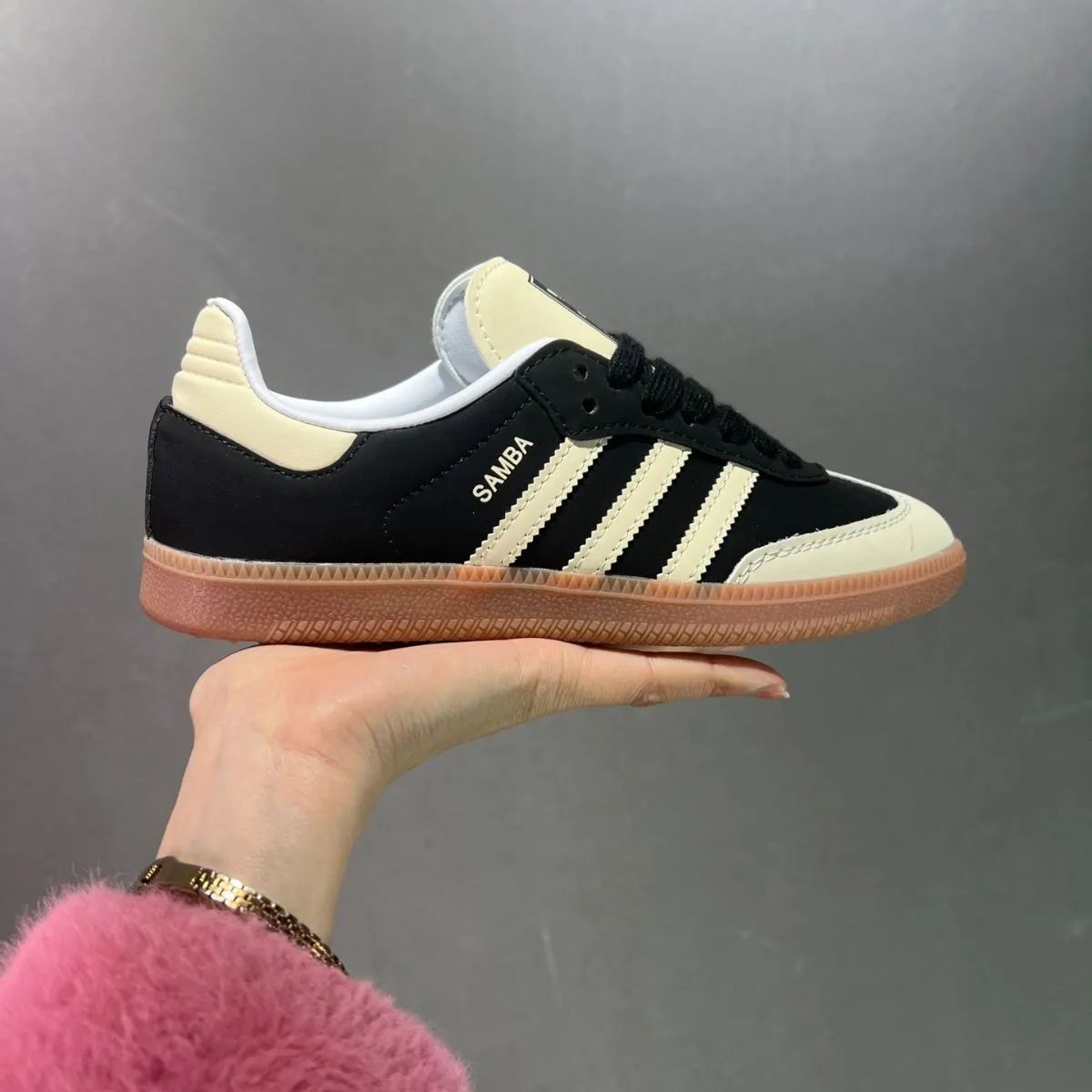 新品未使用 箱付 adidas/アディダス SAMBA サンバ OG W スニーカー