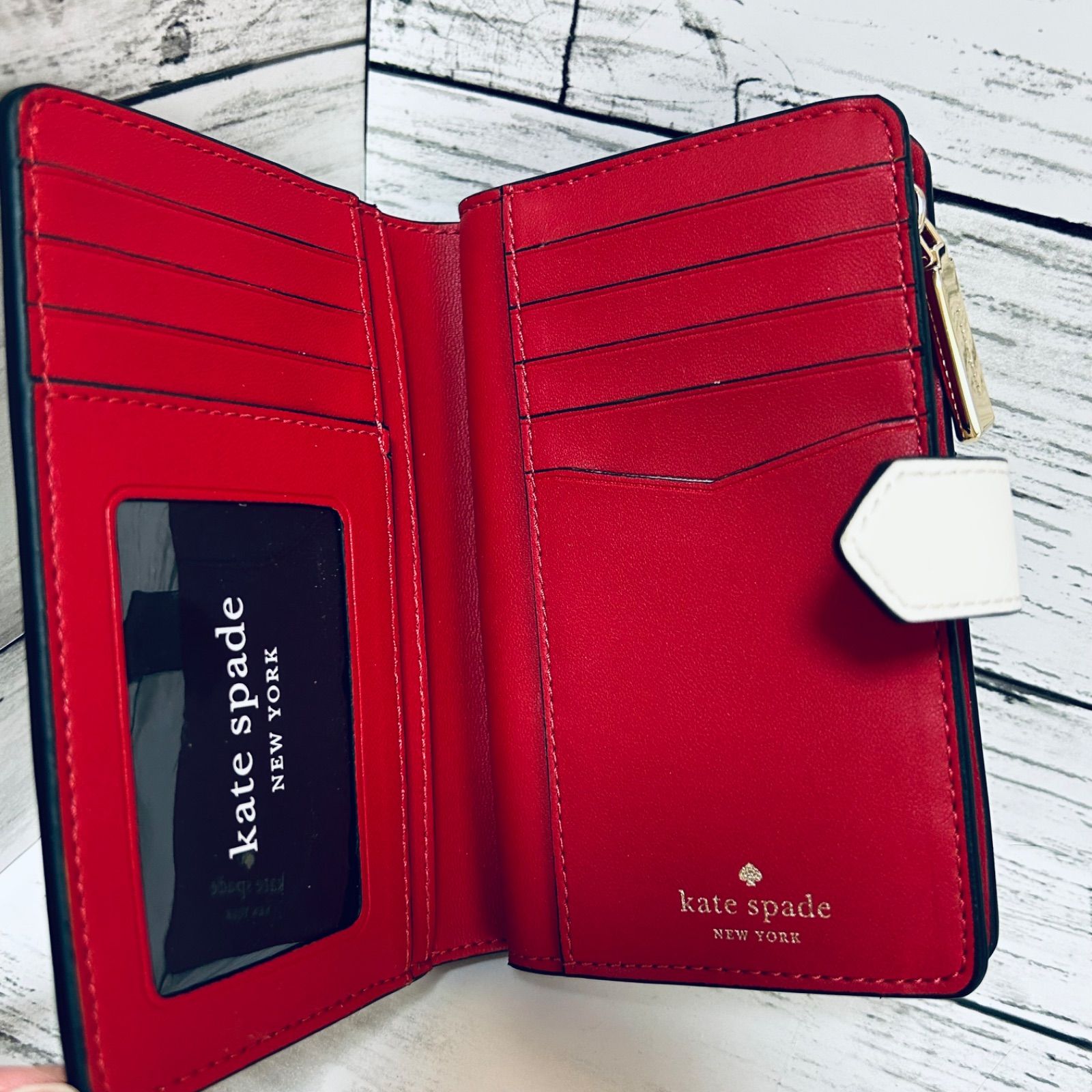 ✨未使用✨kate spade ケイトスペード　2つ折り財布 てんとう虫 kate spade NEW YORK（ケイト・スペード ニューヨーク） ケイト