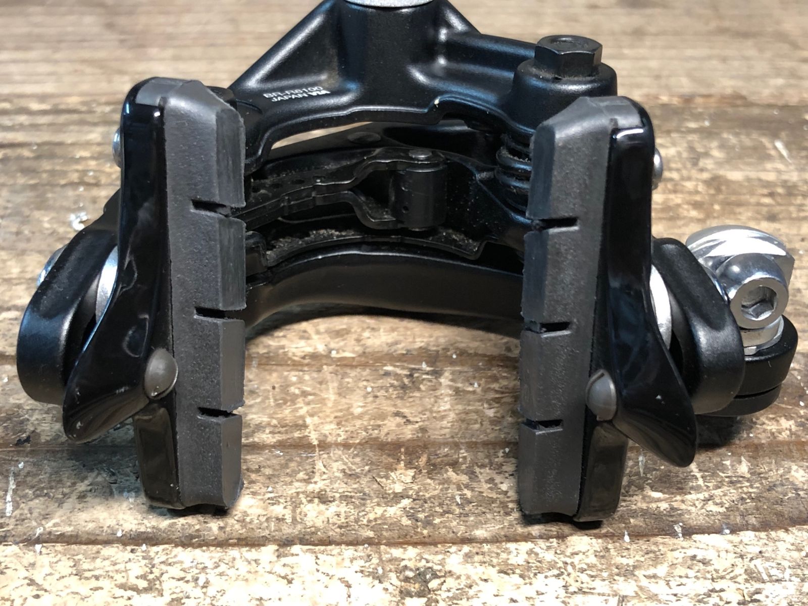 IQ593 シマノ SHIMANO アルテグラ ULTEGRA BR-R8100 キャリパー