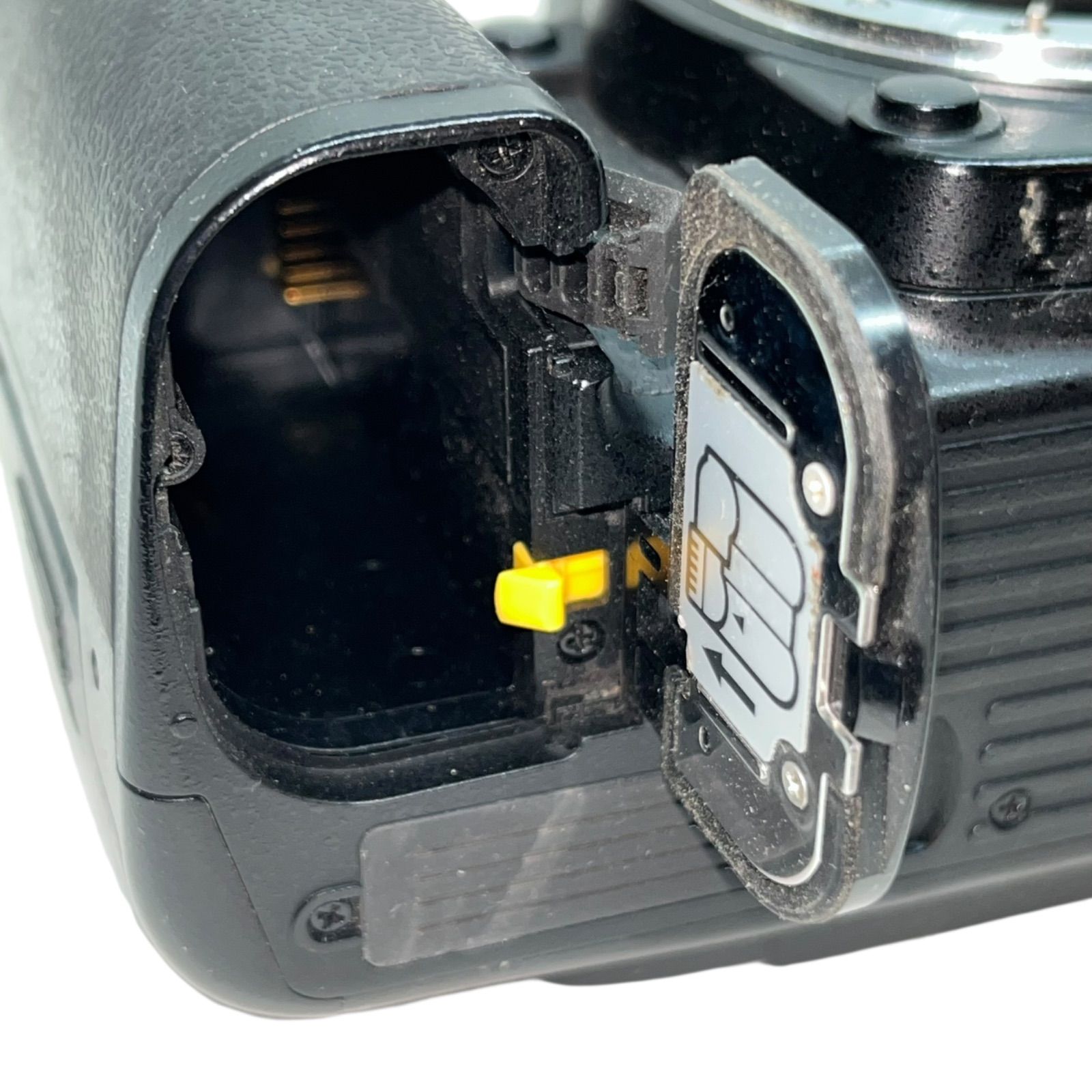 カメラ 【管34717】動作未確認 ジャンク☆NIKON ニコン D7000 ボディ