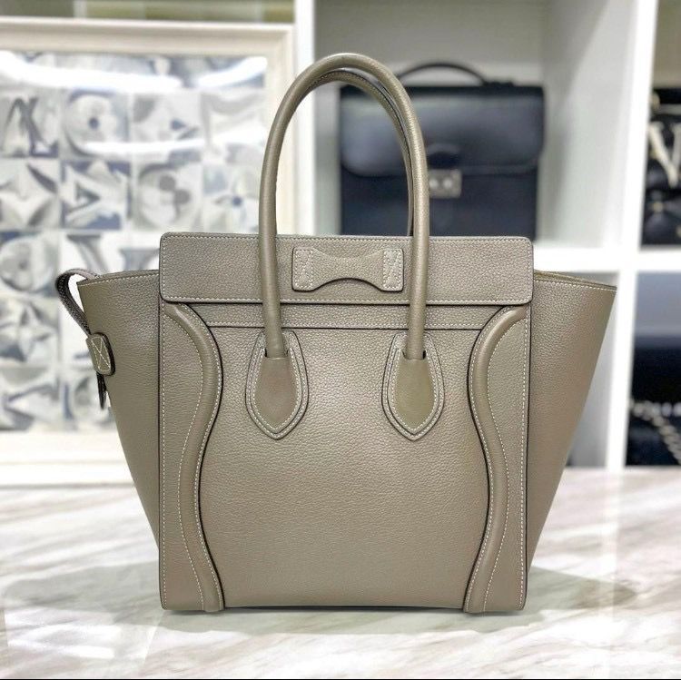 セリーヌ ラゲージ マイクロ スリ ハンドバッグ レザー 2019年